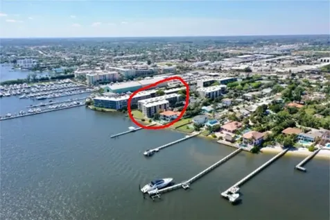 896 N Federal Highway Lantana FL 33462