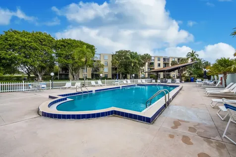 896 N Federal Highway Lantana FL 33462