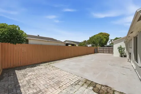 5814 Ithaca Circle E Lake Worth FL 33463