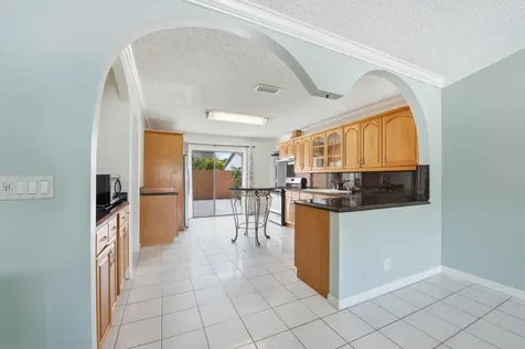 5814 Ithaca Circle E Lake Worth FL 33463