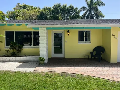 620 NE 9th Avenue Boynton Beach FL 33435