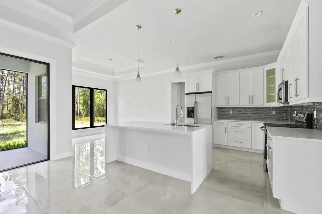 1412 22nd Avenue NE Naples FL 34120