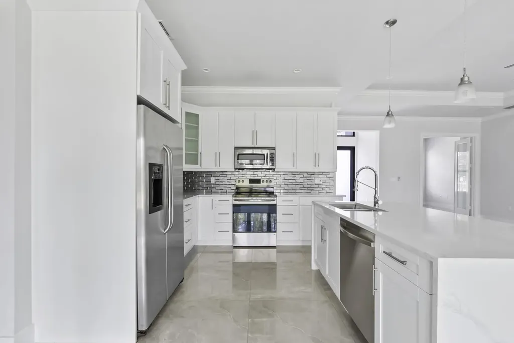 1412 22nd Avenue NE Naples FL 34120