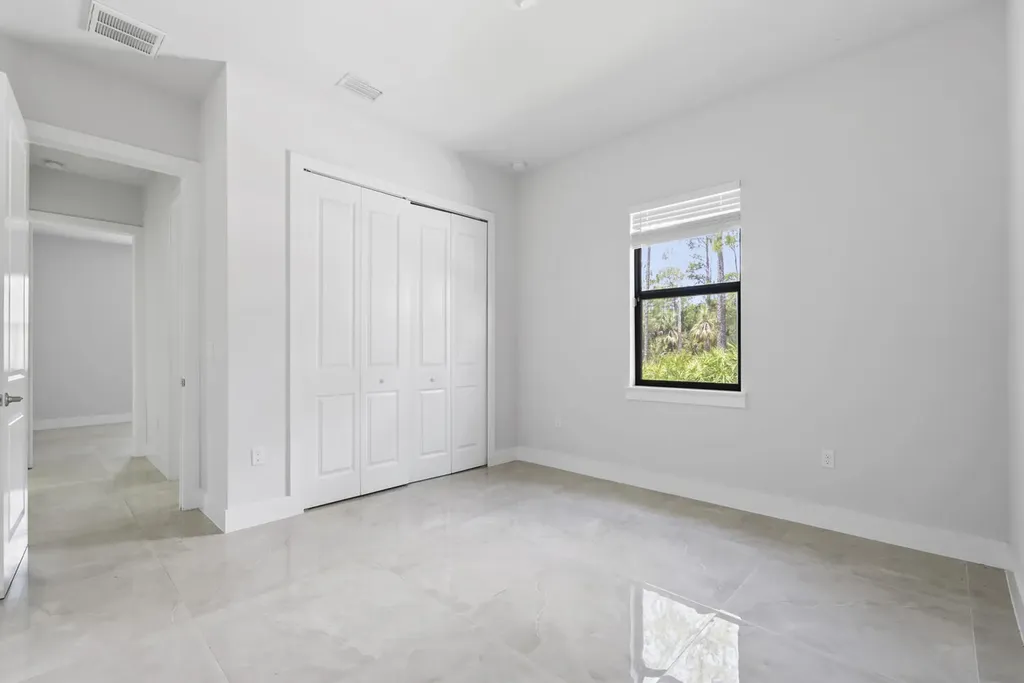 1412 22nd Avenue NE Naples FL 34120