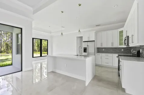 1412 22nd Avenue NE Naples FL 34120