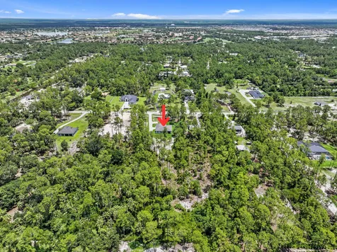 1412 22nd Avenue NE Naples FL 34120