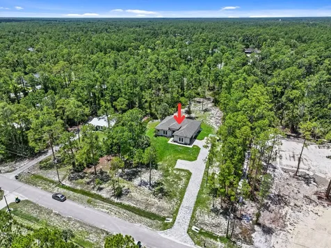 1412 22nd Avenue NE Naples FL 34120