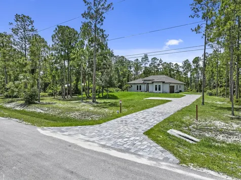 1412 22nd Avenue NE Naples FL 34120