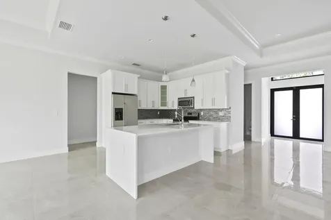 1412 22nd Avenue NE Naples FL 34120