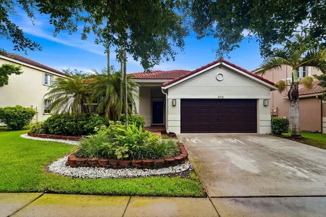 970 Tulip Circle Weston FL 33327