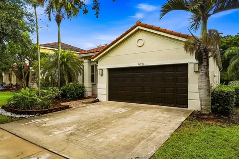 970 Tulip Circle Weston FL 33327