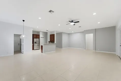 970 Tulip Circle Weston FL 33327