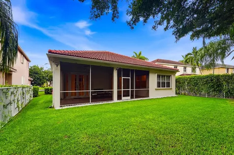 970 Tulip Circle Weston FL 33327