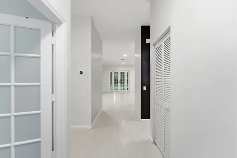970 Tulip Circle Weston FL 33327