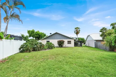 152 Wandering Trail Jupiter FL 33458