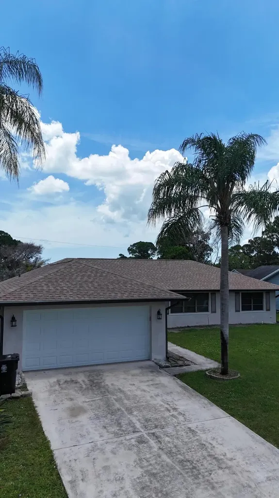 1217 SE Nancy Lane Port St Lucie FL 34983