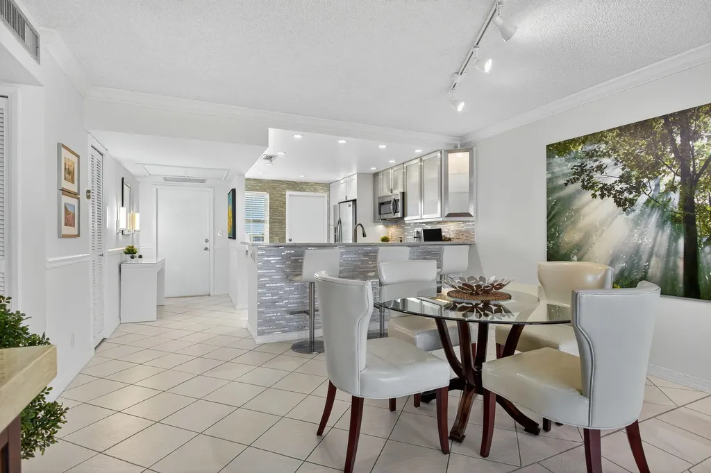 2940 N Course Drive Pompano Beach FL 33069