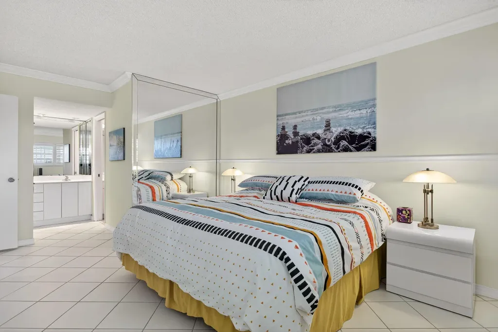 2940 N Course Drive Pompano Beach FL 33069