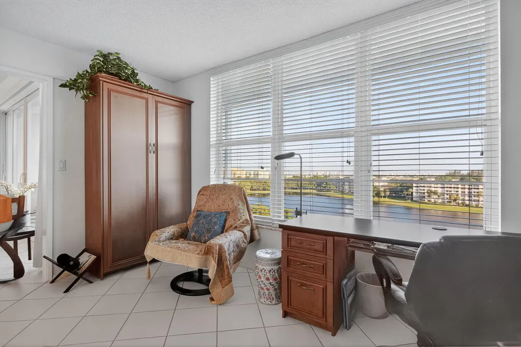 2940 N Course Drive Pompano Beach FL 33069