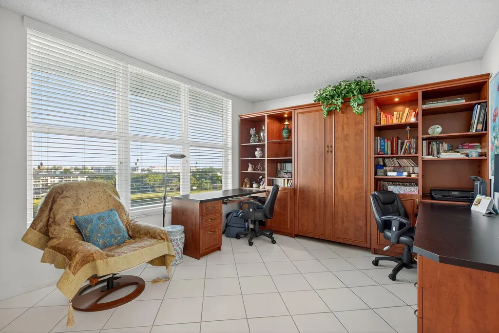 2940 N Course Drive Pompano Beach FL 33069