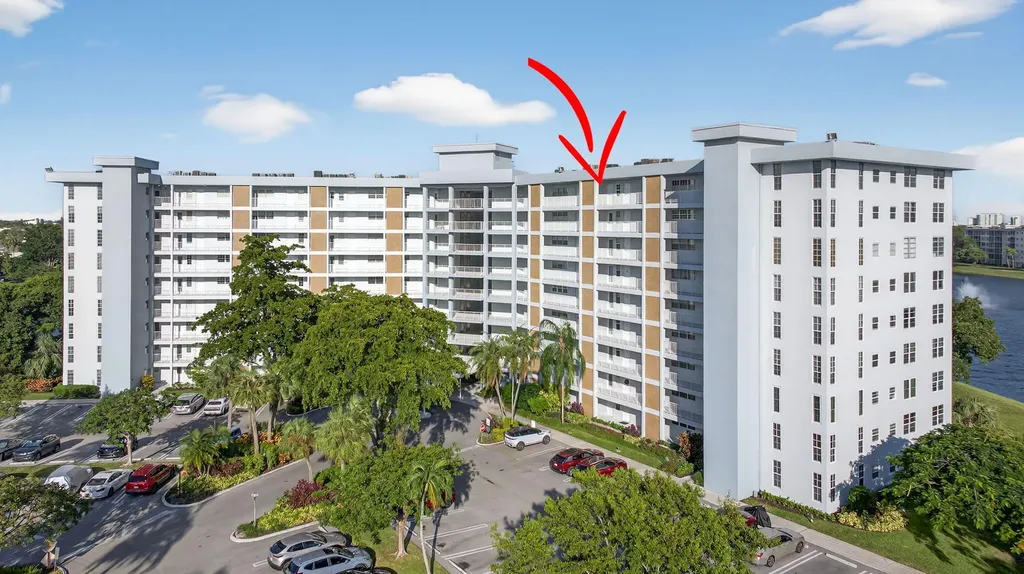 2940 N Course Drive Pompano Beach FL 33069