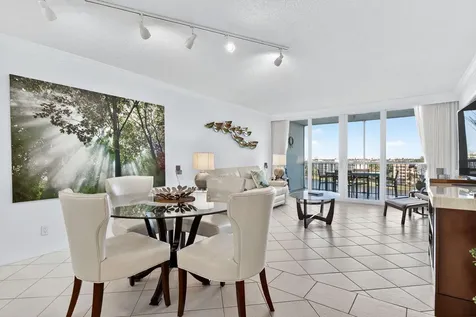 2940 N Course Drive Pompano Beach FL 33069