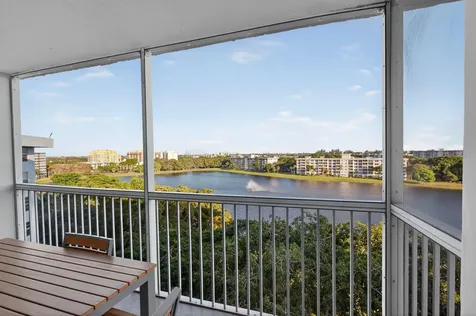 2940 N Course Drive Pompano Beach FL 33069