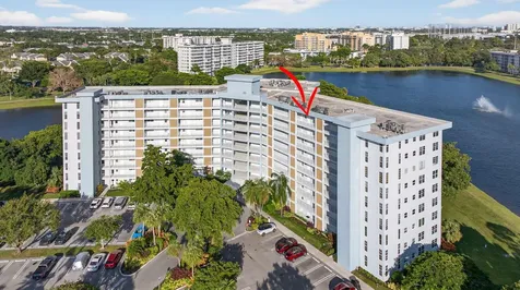 2940 N Course Drive Pompano Beach FL 33069