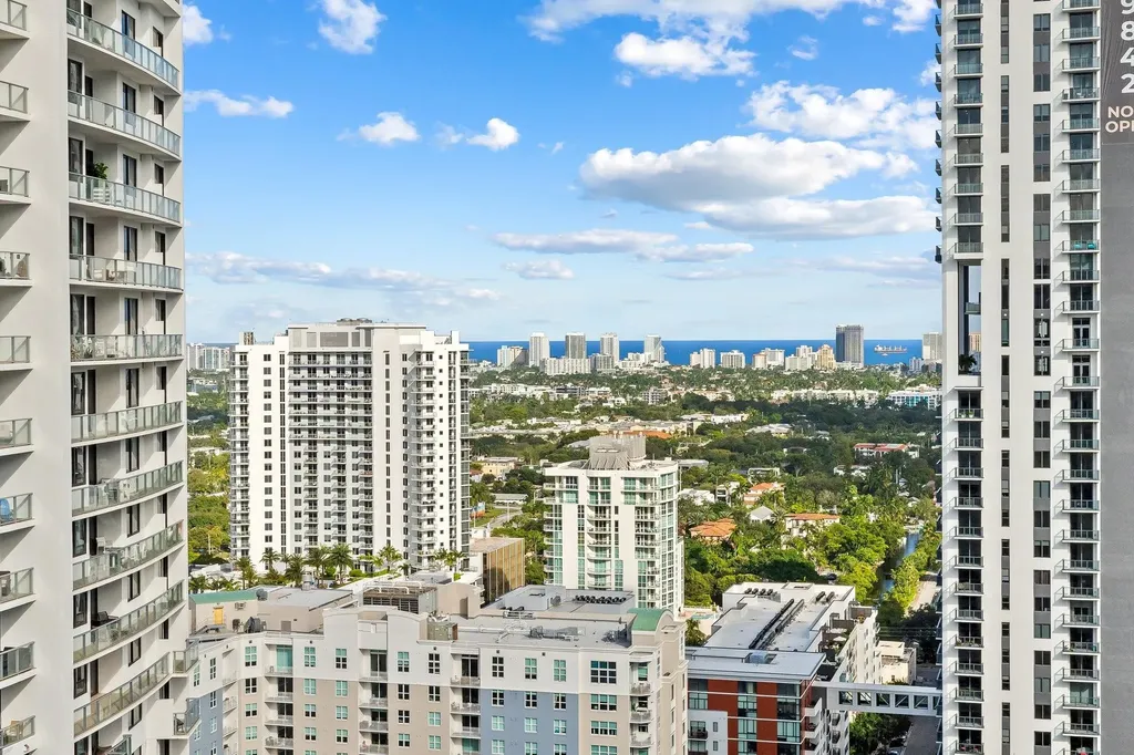 350 SE 2nd Street Fort Lauderdale FL 33301