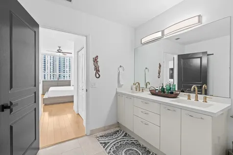 350 SE 2nd Street Fort Lauderdale FL 33301