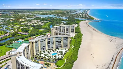 200 Ocean Trail Way Jupiter FL 33477