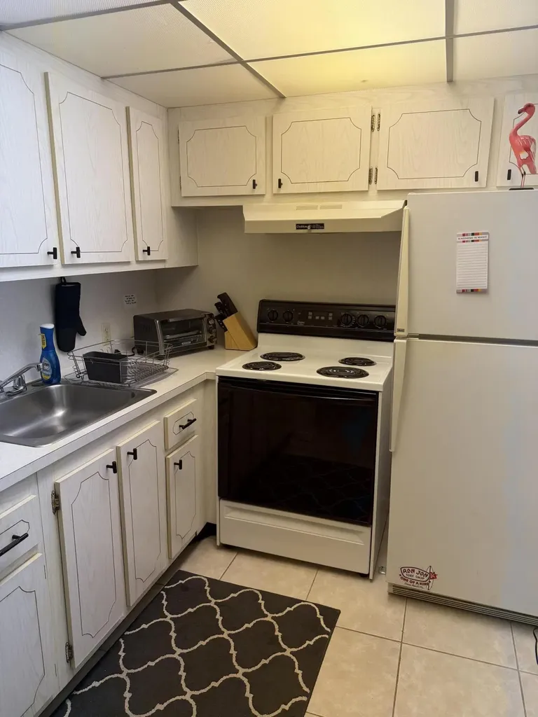 469 Mansfield L Boca Raton FL 33434