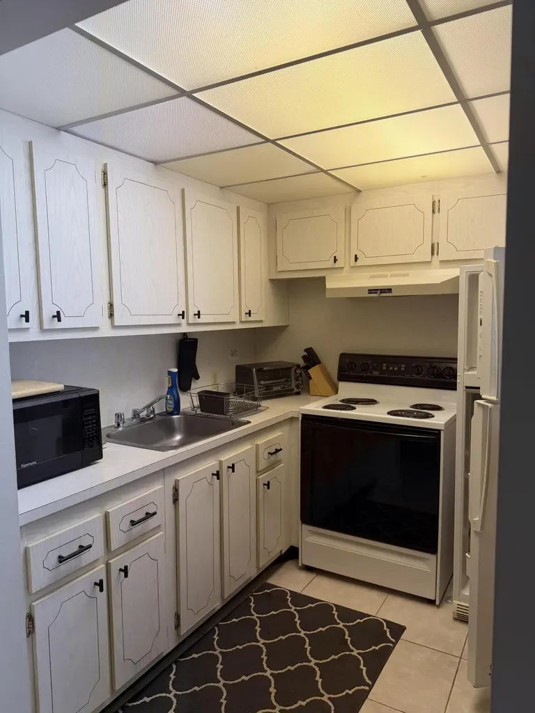 469 Mansfield L Boca Raton FL 33434