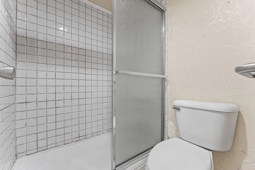 1400 Saint Charles Place Pembroke Pines FL 33026