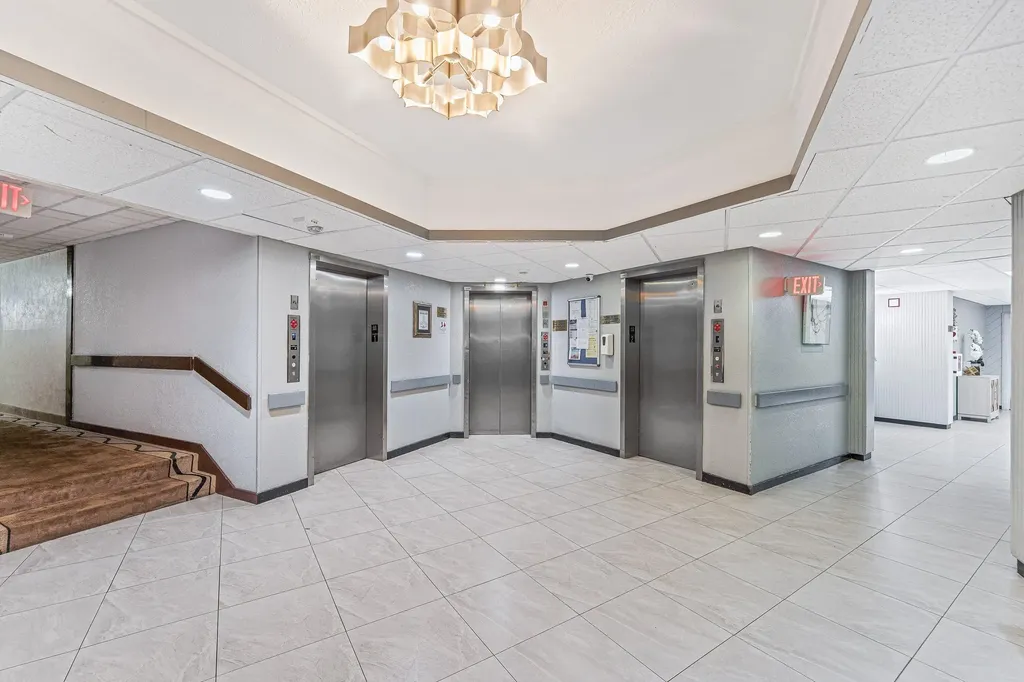 1400 Saint Charles Place Pembroke Pines FL 33026