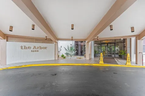 1400 Saint Charles Place Pembroke Pines FL 33026