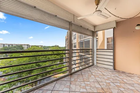 1400 Saint Charles Place Pembroke Pines FL 33026