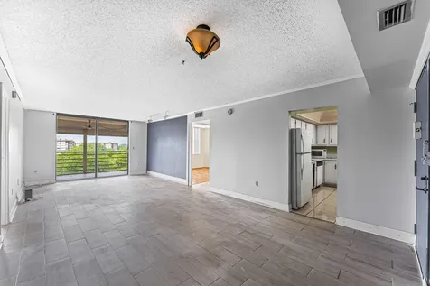 1400 Saint Charles Place Pembroke Pines FL 33026