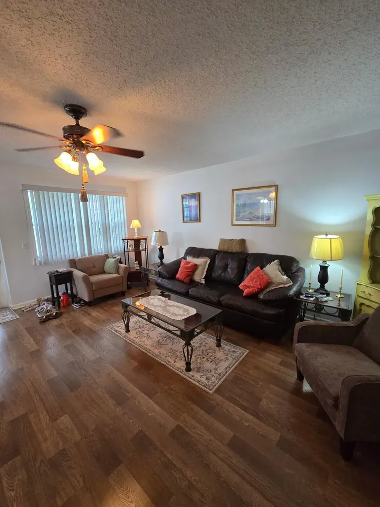 357 Markham P Deerfield Beach FL 33442