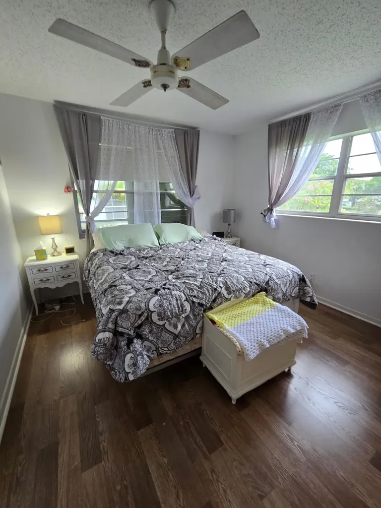 357 Markham P Deerfield Beach FL 33442