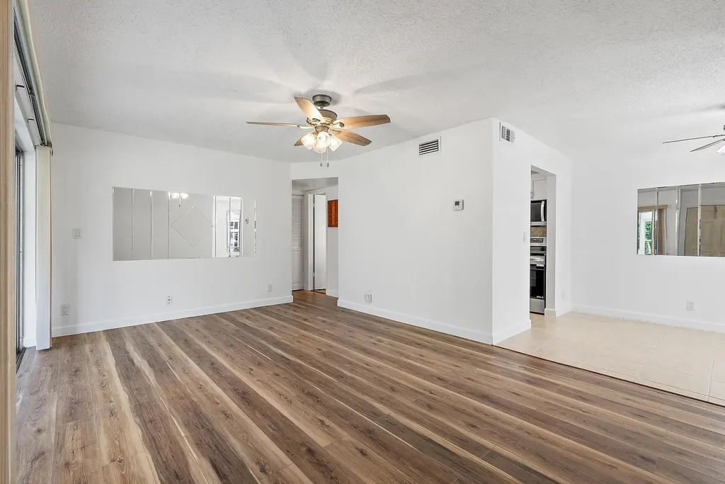 12416 Alternate A1a Palm Beach Gardens FL 33410