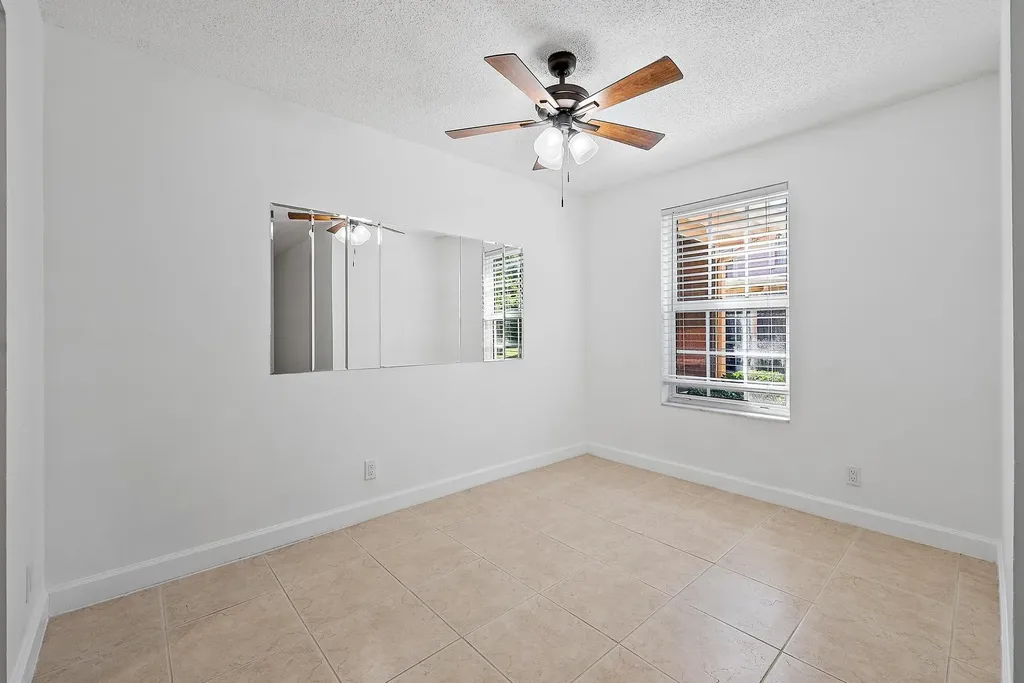 12416 Alternate A1a Palm Beach Gardens FL 33410