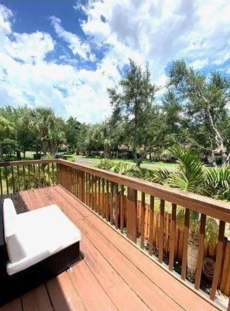 5705 Fox Hollow Drive Boca Raton FL 33486