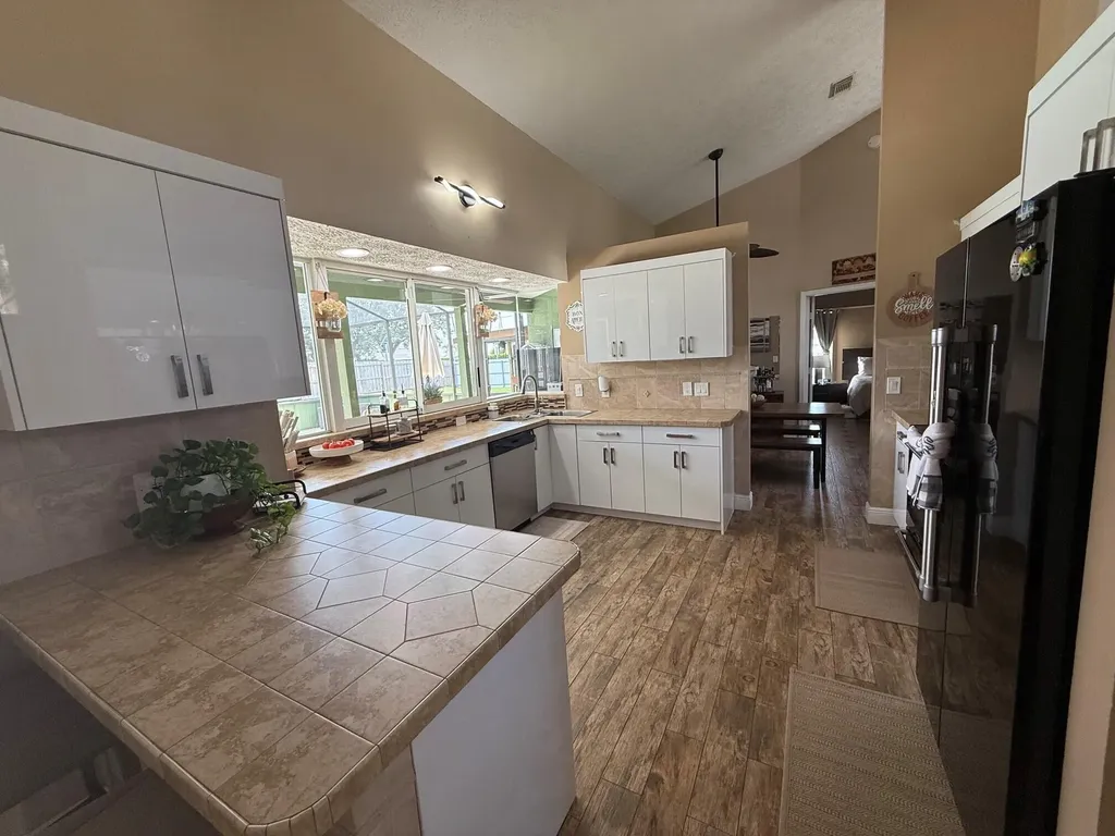 2702 SE Bishop Avenue Port St Lucie FL 34952