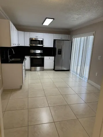 915 9th Way West Palm Beach FL 33407