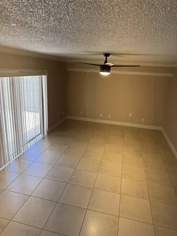 915 9th Way West Palm Beach FL 33407