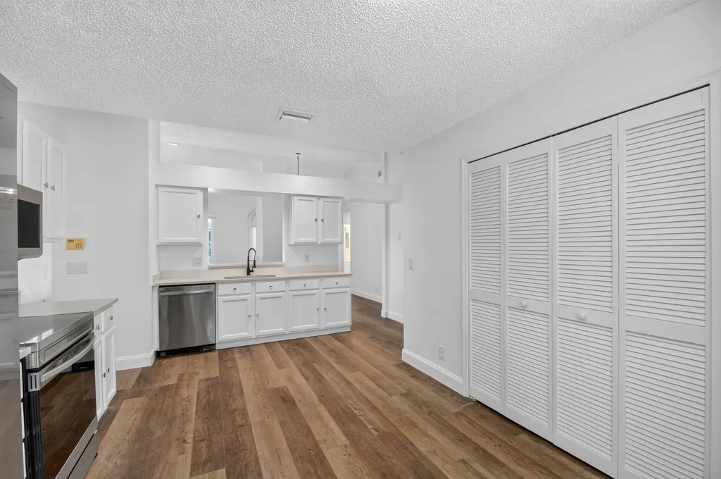 244 Trails End Greenacres FL 33413