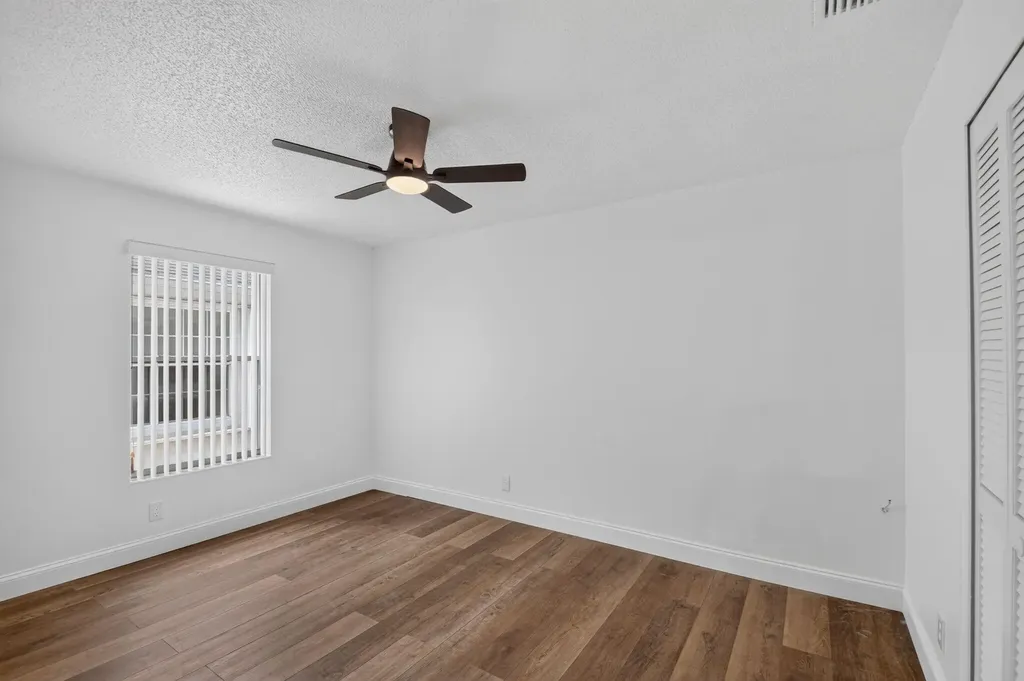 244 Trails End Greenacres FL 33413