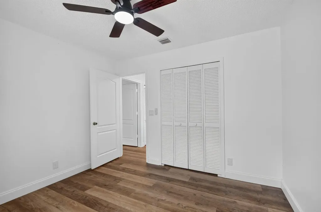 244 Trails End Greenacres FL 33413