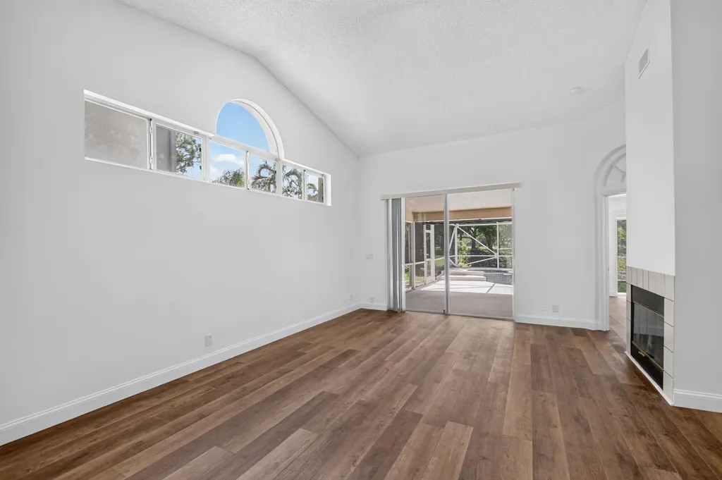 244 Trails End Greenacres FL 33413